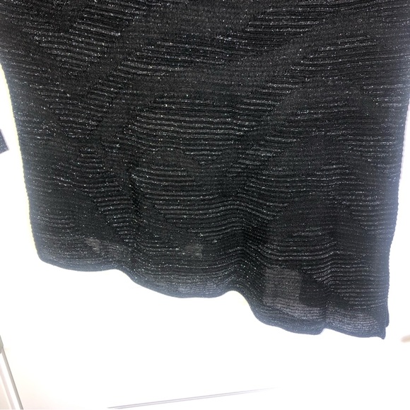 Michel Studio Tunic - Picture 4 of 9